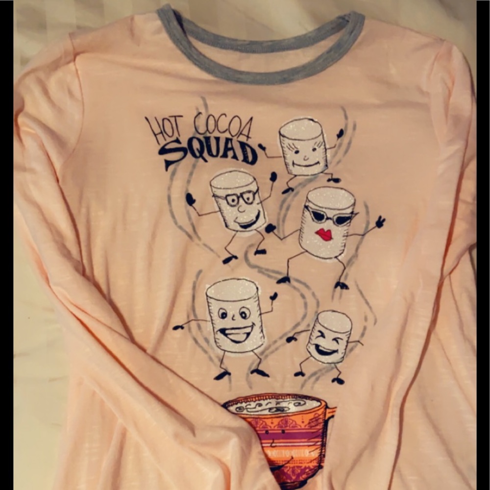 I am selling a long sleeve shirt from mudd
